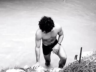 Who wants To keep him company in The water ?