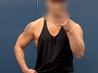 82  sexy hunk Wiccan gymbulge gym.bulge OnlyFans porn