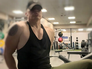 428  Beefy hunk Wiccan gymbulge gym.bulge OnlyFans porn