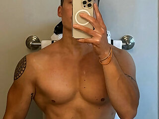 317  Beefy hunk Wiccan gymbulge gym.bulge OnlyFans porn