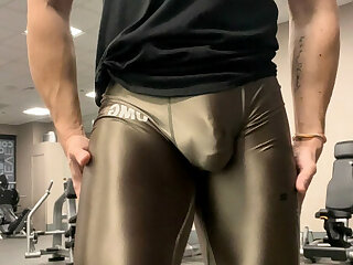 244  Beefy hunk Wiccan gymbulge gym.bulge OnlyFans porn