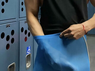 26  Beefy hunk Wiccan gymbulge gym.bulge OnlyFans porn