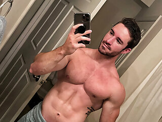 21 TikTok Bodybuilder Chris O'Donnell creeohdee onlyfans porn