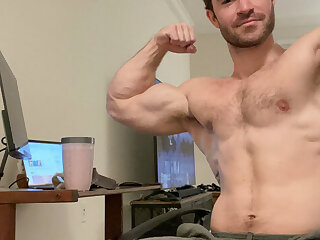 18 TikTok Bodybuilder Chris O'Donnell creeohdee onlyfans porn