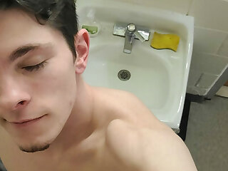 154 Twunk Matt Attack MattAttackXXX fucking on Onlyfans