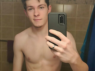 55 Twunk Matt Attack MattAttackXXX fucking on Onlyfans