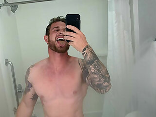 128 Sexy hunk Bam Mikell bammikell OnlyFans porn