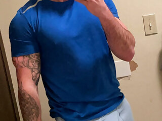 29 Famous TikToker  Garret Nolan garett__nolan onlyfans leaked