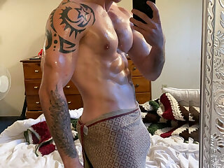 22 Famous TikToker  Garret Nolan garett__nolan onlyfans leaked