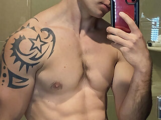 20 Famous TikToker  Garret Nolan garett__nolan onlyfans leaked