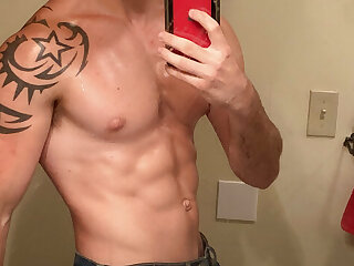 12 Famous TikToker  Garret Nolan garett__nolan onlyfans leaked