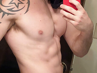 9 Famous TikToker  Garret Nolan garett__nolan onlyfans leaked