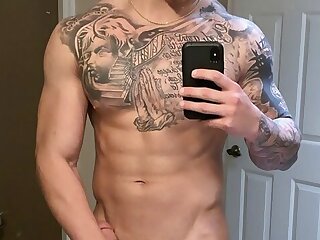 16 Tattooed muscle boxer Thane Wadams flexwiththane Onlyfans porn leaked