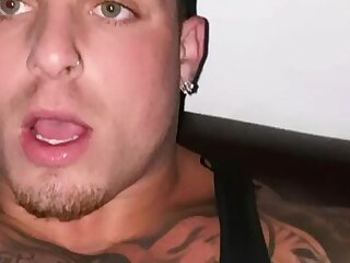 54 Tattooed muscle boxer Thane Wadams flexwiththane Onlyfans porn leaked