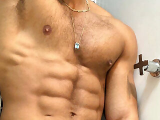 48 Brazilian hunk Guilherme Ferreira guilher_of not_of OnlyFans porn