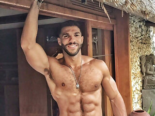 43 Brazilian hunk Guilherme Ferreira guilher_of not_of OnlyFans porn
