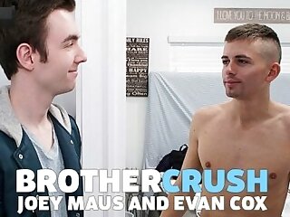 A Reason To Cum Home  Joey Maus & Evan Cox  Bareback