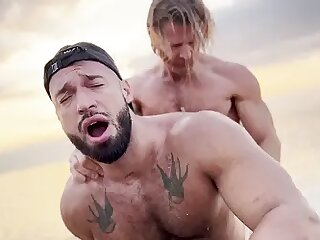 Matt Dubbe fucks Nik Fros